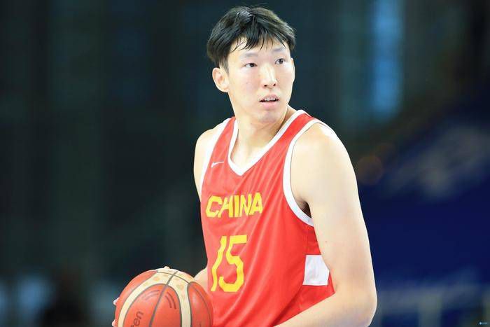 塔图姆30+13+8&波津34+10　雷霆今日坐镇主场迎战凯尔特人，两支球队近期状态都非常火热，雷霆最近11场比赛赢下9场，凯尔特人最近12场比赛赢下11场。